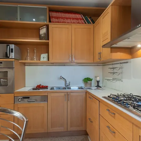 Linda By Rent * كومو