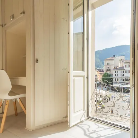 Linda By Rent كومو