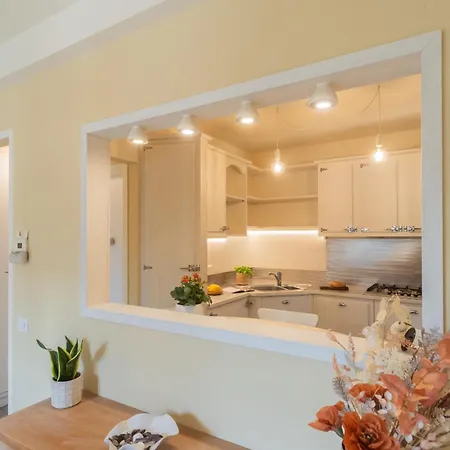 Linda By Rent * كومو