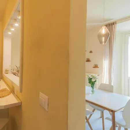 Linda By Rent شقة كومو