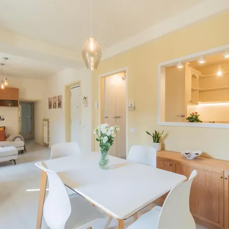 Linda By Rent شقة كومو